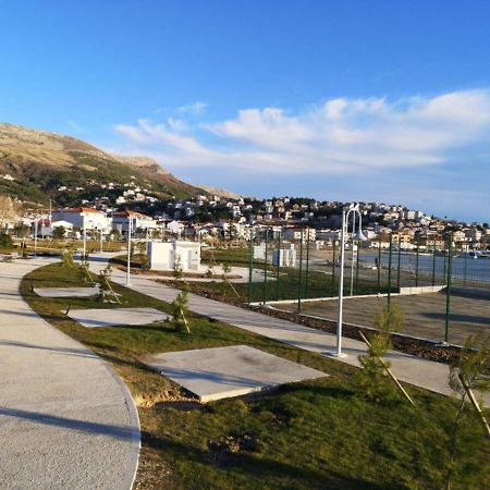 Apartment Golden Dreams Podstrana Luaran gambar