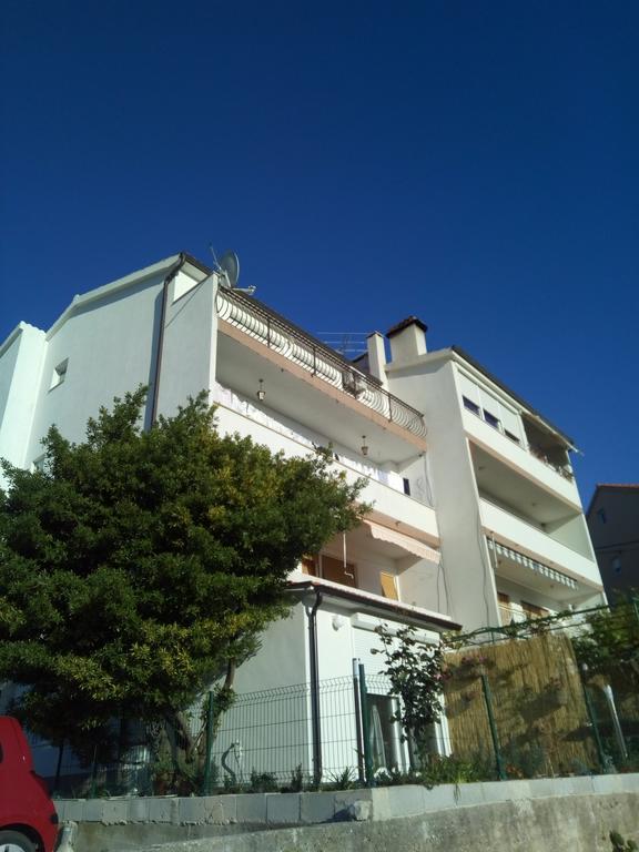 Apartment Golden Dreams Podstrana Luaran gambar
