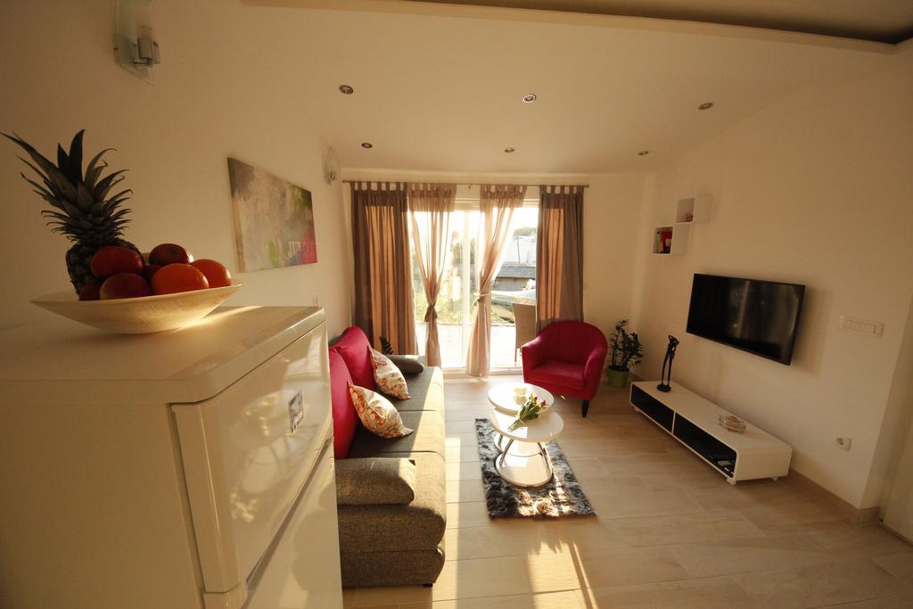 Apartment Golden Dreams Podstrana Luaran gambar