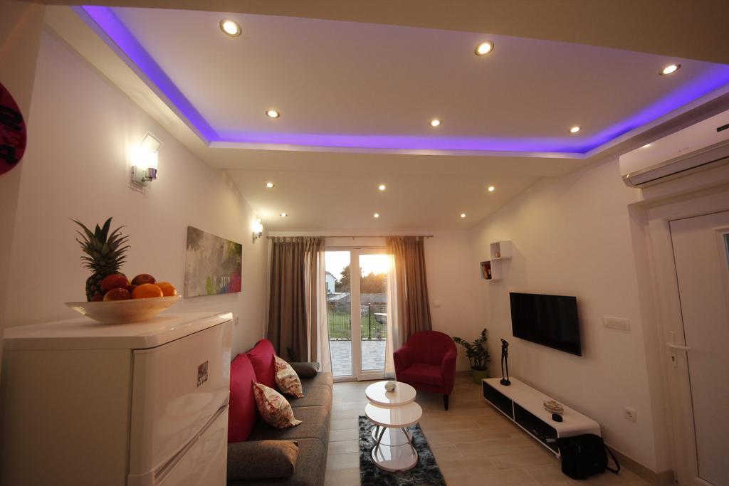 Apartment Golden Dreams Podstrana Luaran gambar