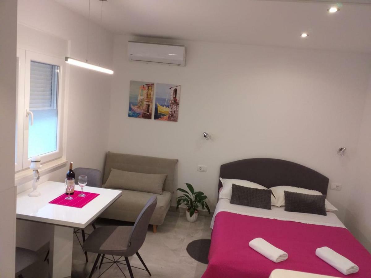Apartment Golden Dreams Podstrana Luaran gambar